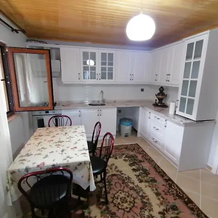 Ugurlu Daire Apartment